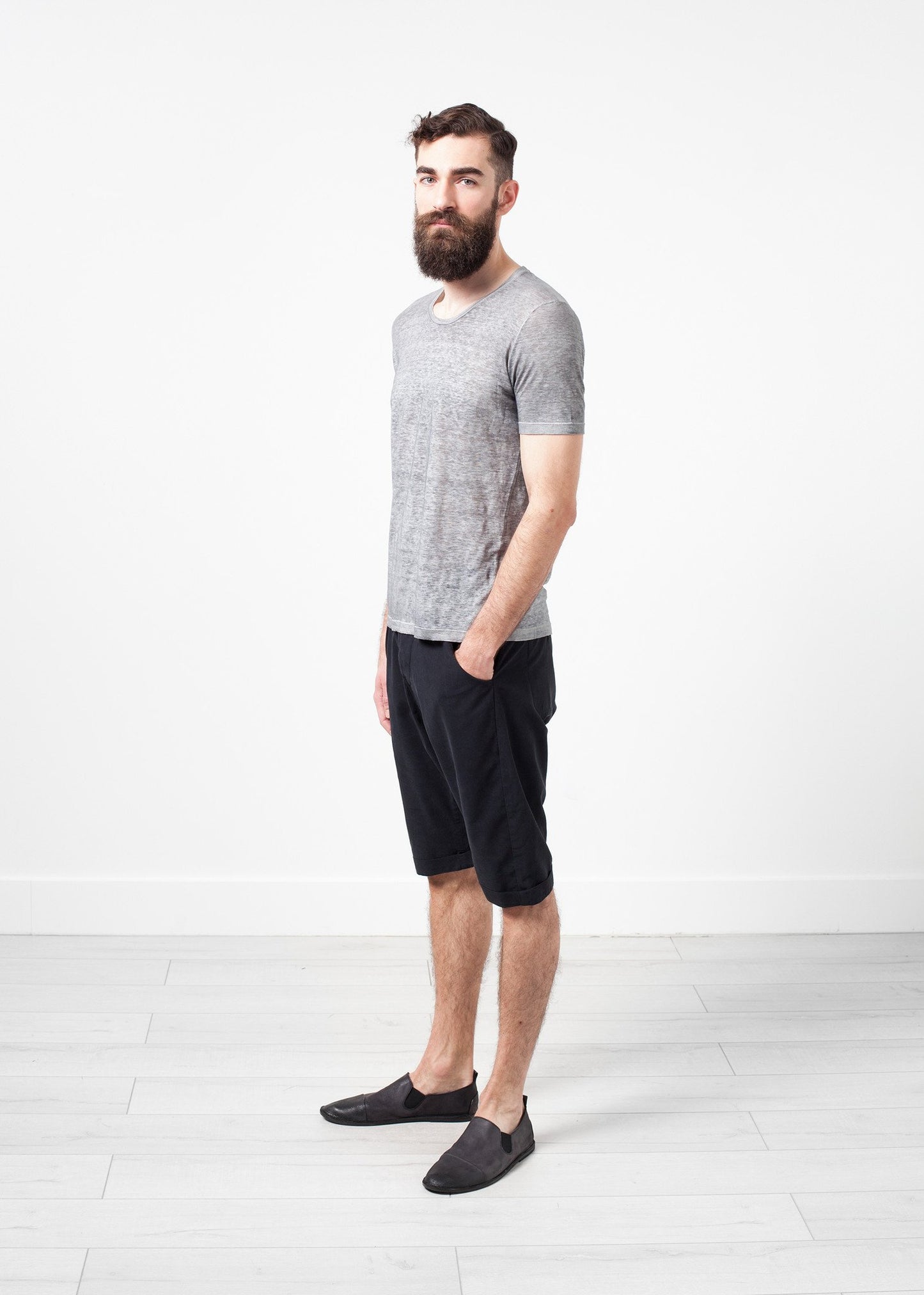 Linen T-shirt in Dolphin